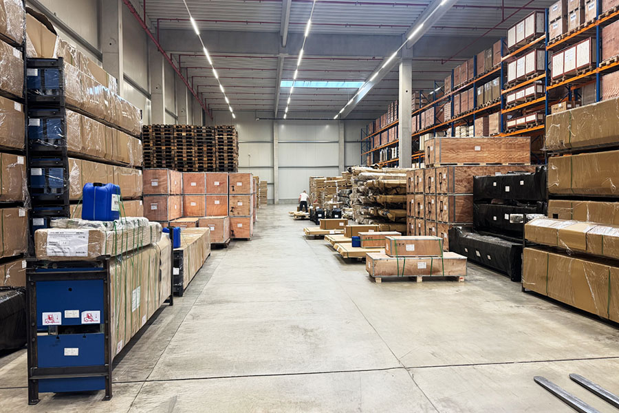 Forwarding-warehouse-hamburg-kroemer