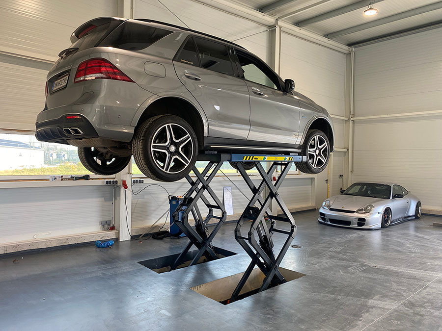 double-scissor-lift-xx63-workshop