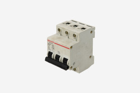 Automatic circuit breaker C-20 400V