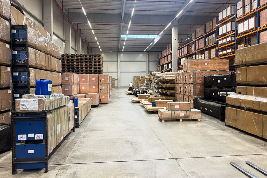 Forwarding-warehouse-hamburg-kroemer